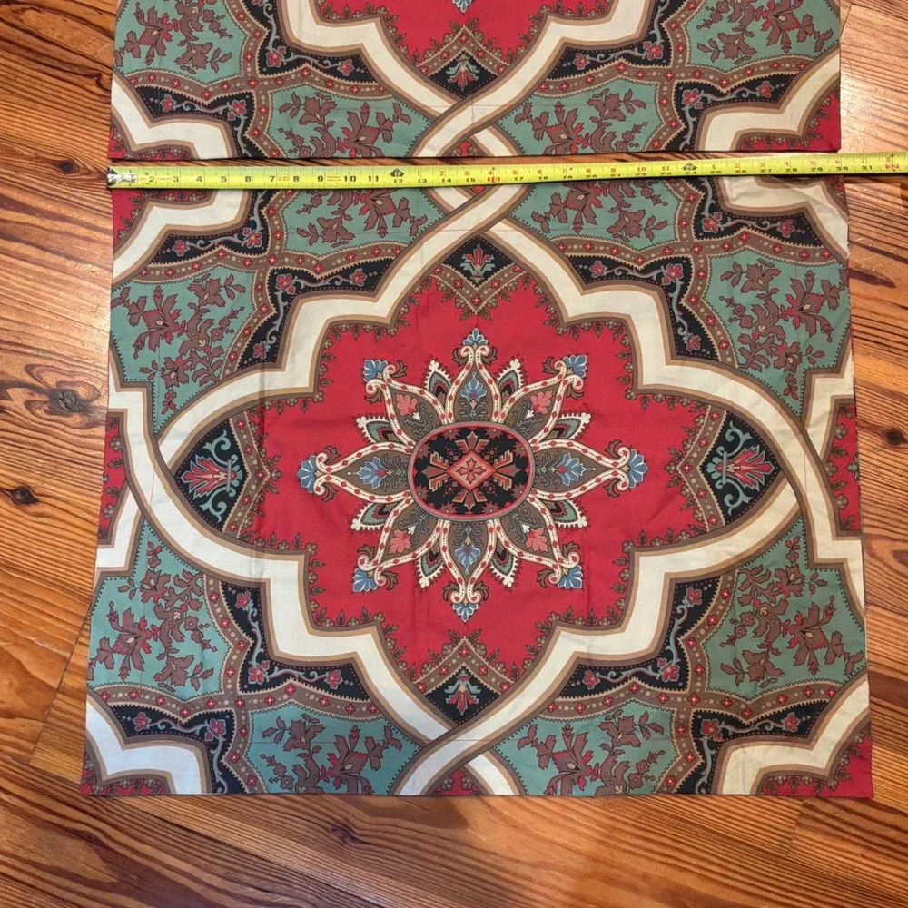 Pair Pottery Barn Caesarea Organic Cotton Standard Pillowcases Red Medallion EUC